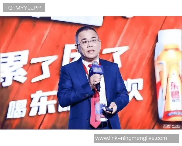 红足球军崛起之路：从草根到顶尖球队的奋斗与荣耀